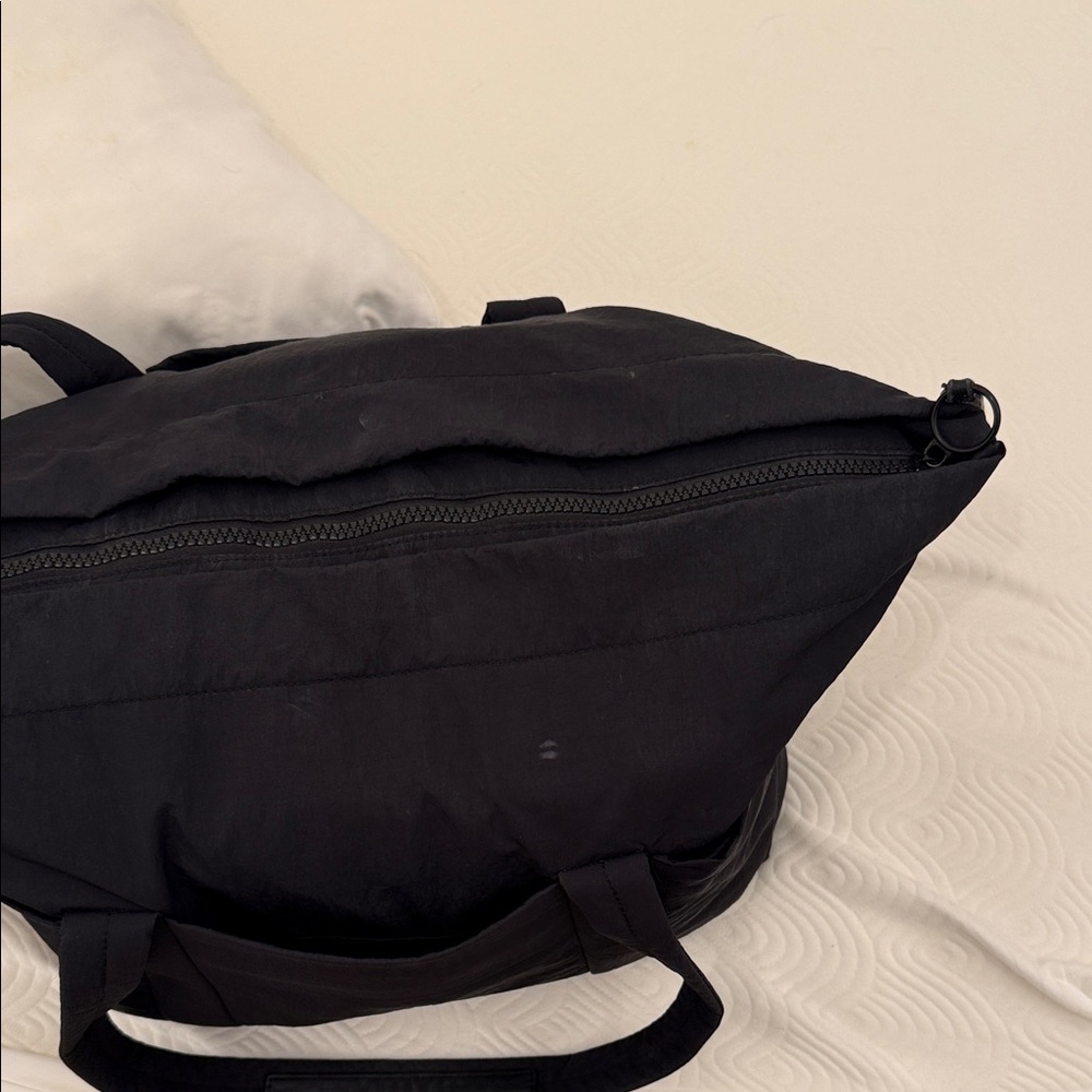 Lululemon On My Level Duffle Bag - Picture 5 of 12